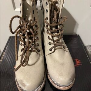 Freebird Machester boots size 7 new in box